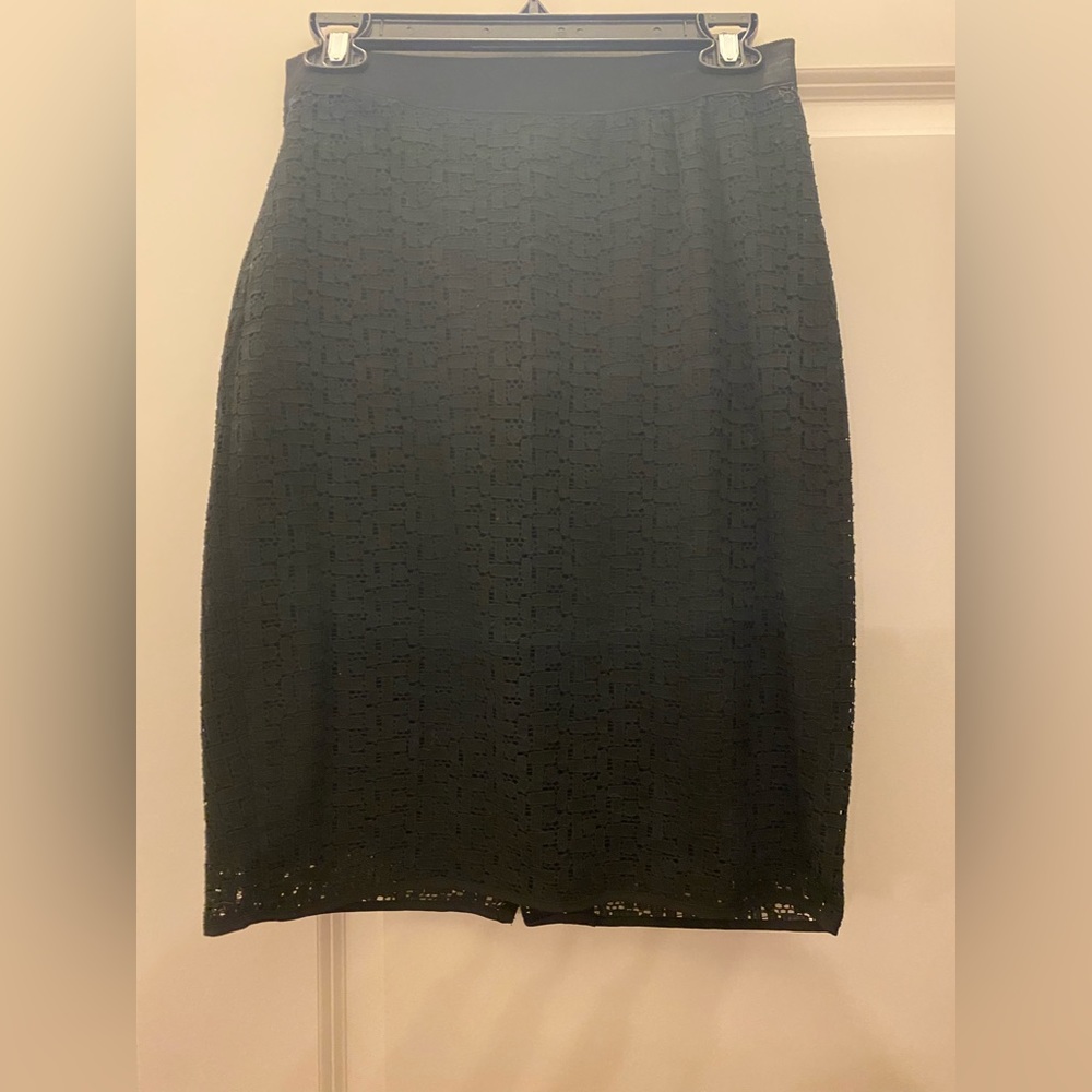 Limited Lace Pencil Skirt